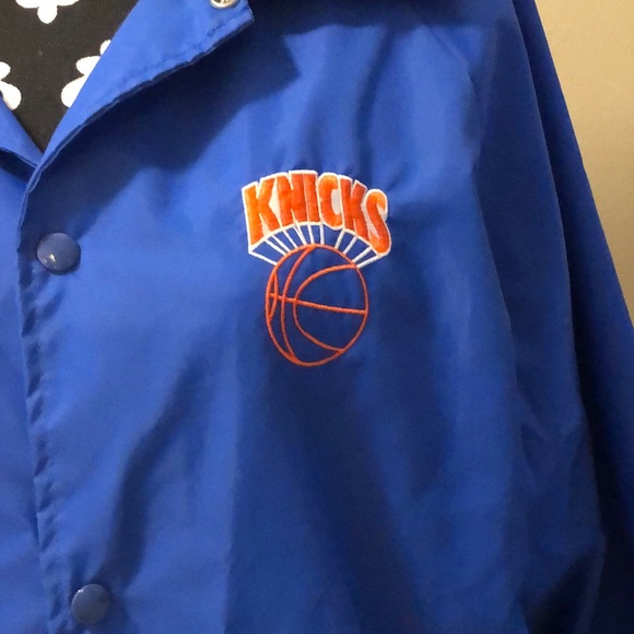 Auburn Sportswear NY Knicks Windbreaker button-down pull tie hem, elastic wrists - Picture 1 of 12